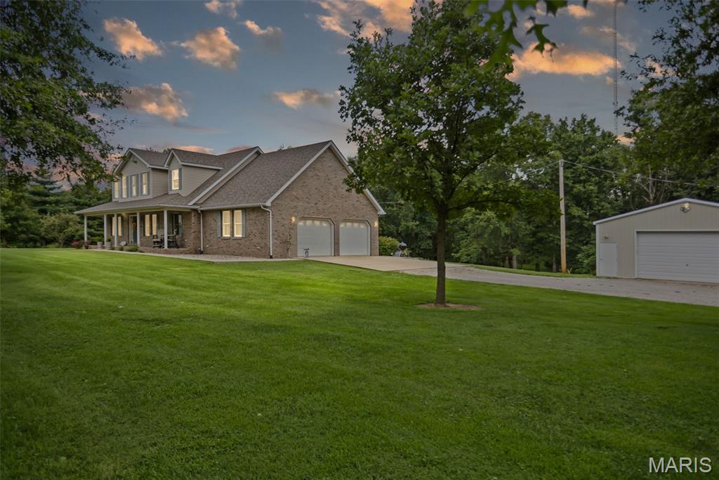 3816 Airport Road Godfrey, IL 62035 - Photo 1 of 90 Gallery Image 1