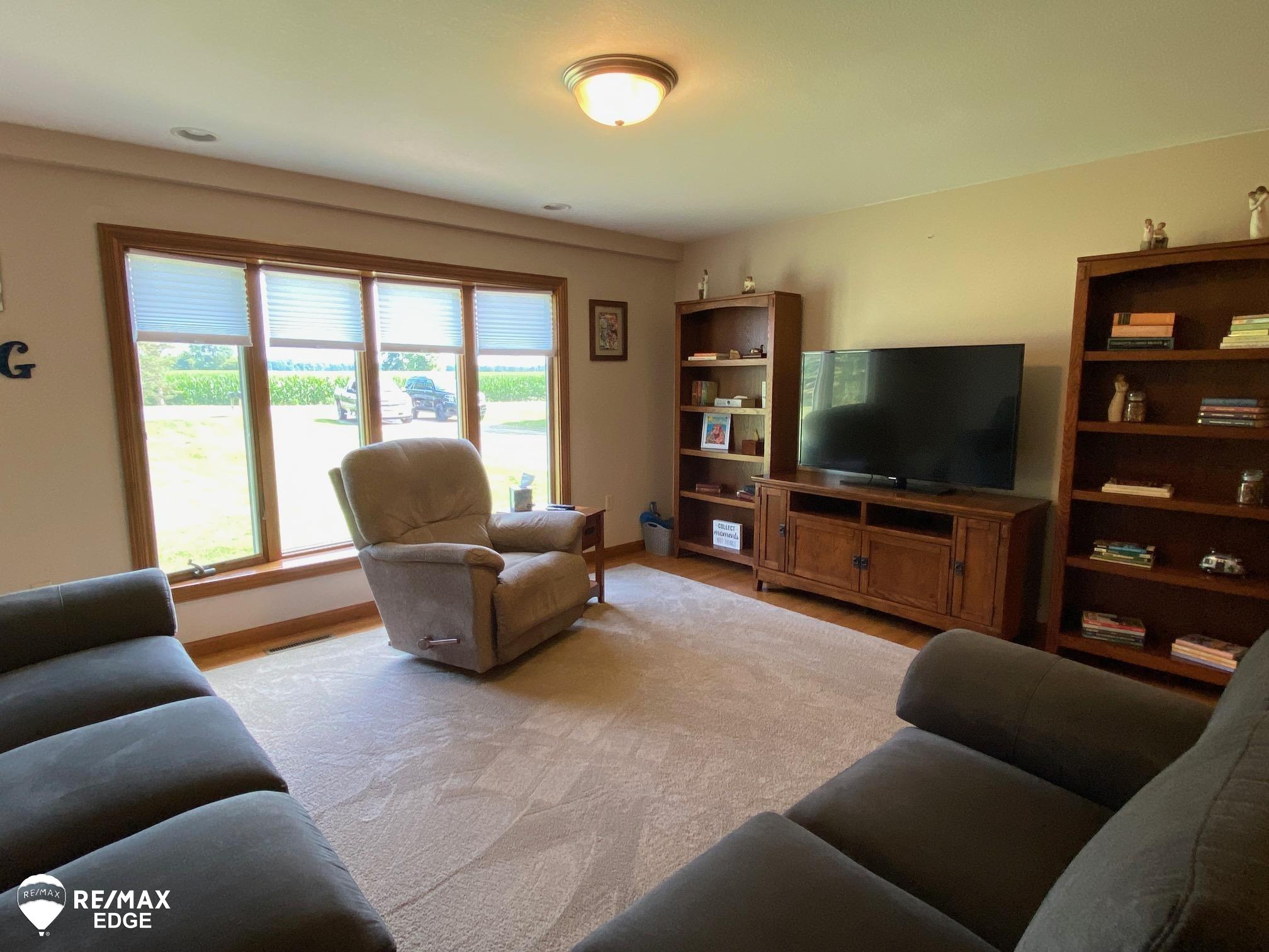 12445 Vasold Road Freeland, MI 48623 - Photo 14 of 27 50115907-14.JPG