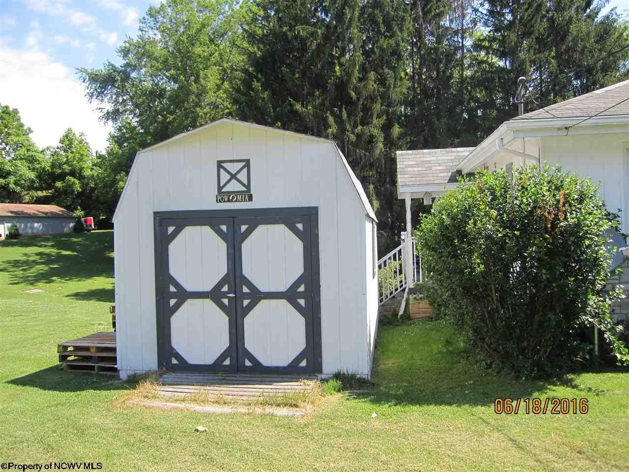 35 Co Rte 19/40 Shinnston, WV 26431 - Photo 5 of 14 Gallery Image 5