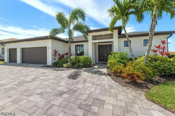$549,000 | 2214 Cape Coral Parkway West, Cape Coral, FL 33914