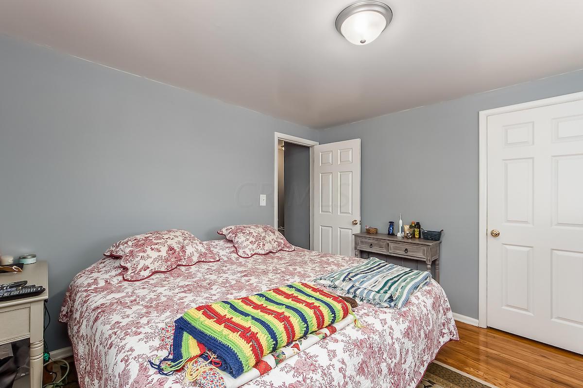776 Elaine Road Whitehall, OH 43213 - Photo 8 of 25