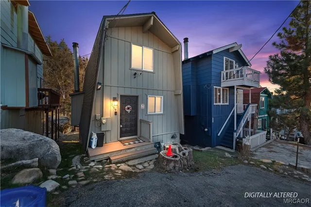 $349,900 | 33419 Cedar Drive, Running Springs, CA 92382