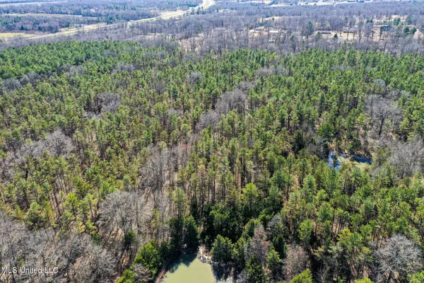 $130,350 | Dr Sears Road, West Point, MS 39773