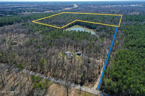 $130,350 | Dr Sears Road, West Point, MS 39773