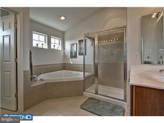 105 Quail Ridge Way Mickleton, NJ 08056 - Photo 10 of 12 Bathroom