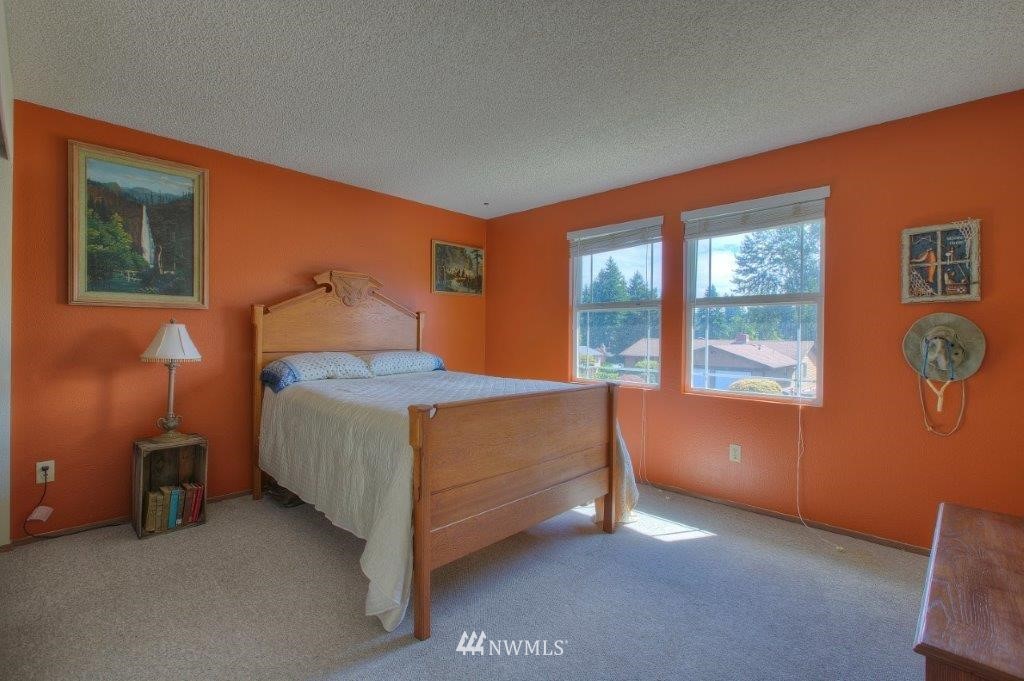 18633 110th Place Southeast Renton, WA 98055 - Photo 16 of 24