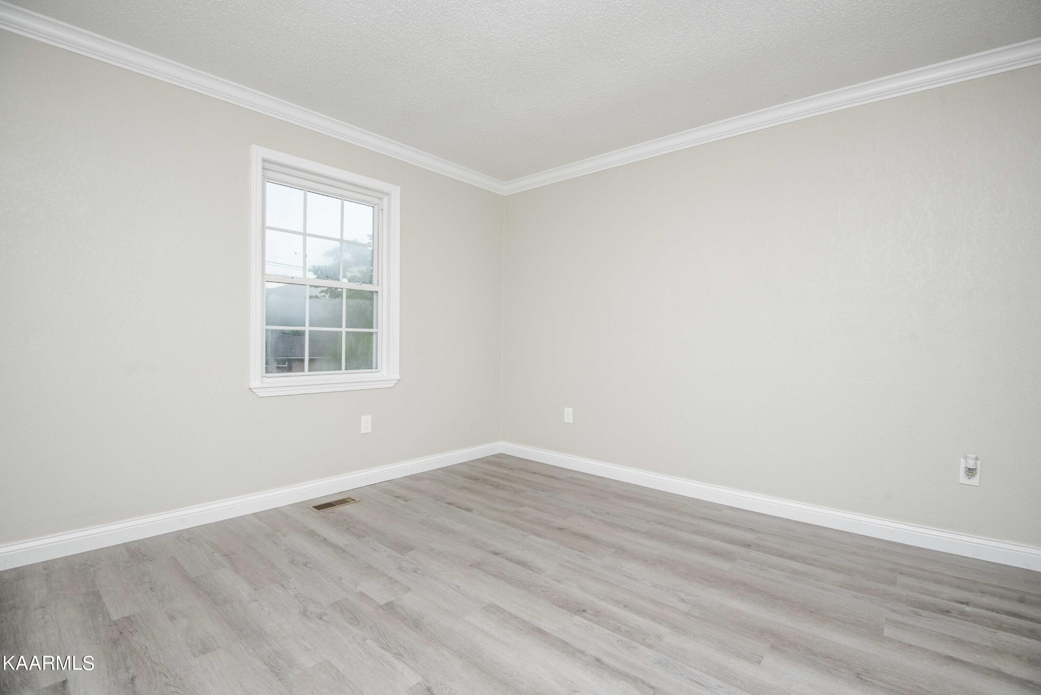 305 West Spring Street Oliver Springs, TN 37840 - Photo 19 of 29 Gallery Image 19