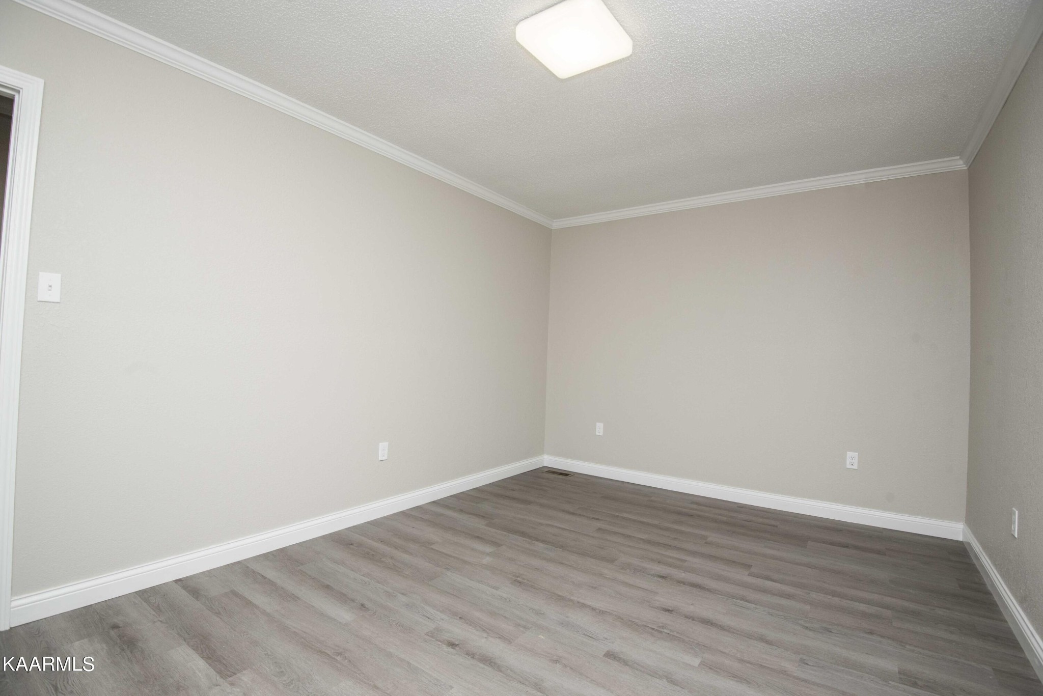 305 West Spring Street Oliver Springs, TN 37840 - Photo 25 of 29 Gallery Image 25