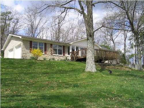 1880 Raymond Road Shepherdsville, KY 40165 - Photo 1 of 1 Primary Photo