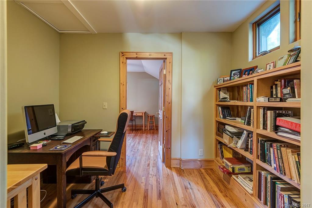 121 Spooks Branch Road Asheville, NC 28804 - Photo 14 of 24 Gallery Image 14
