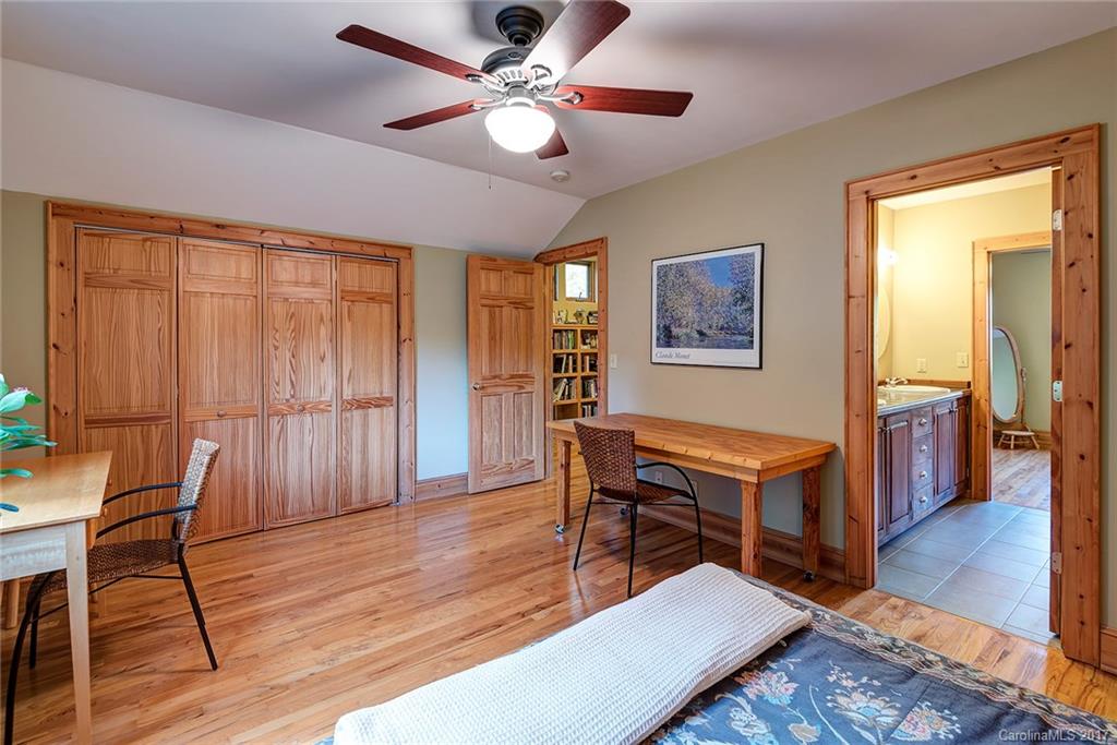 121 Spooks Branch Road Asheville, NC 28804 - Photo 15 of 24 Gallery Image 15