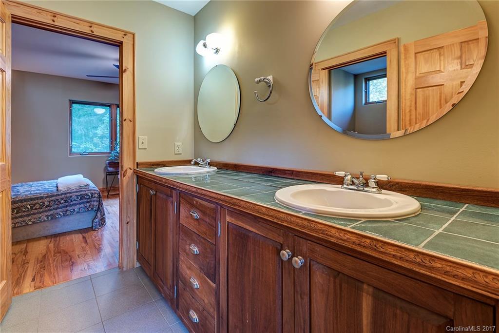 121 Spooks Branch Road Asheville, NC 28804 - Photo 16 of 24 Gallery Image 16