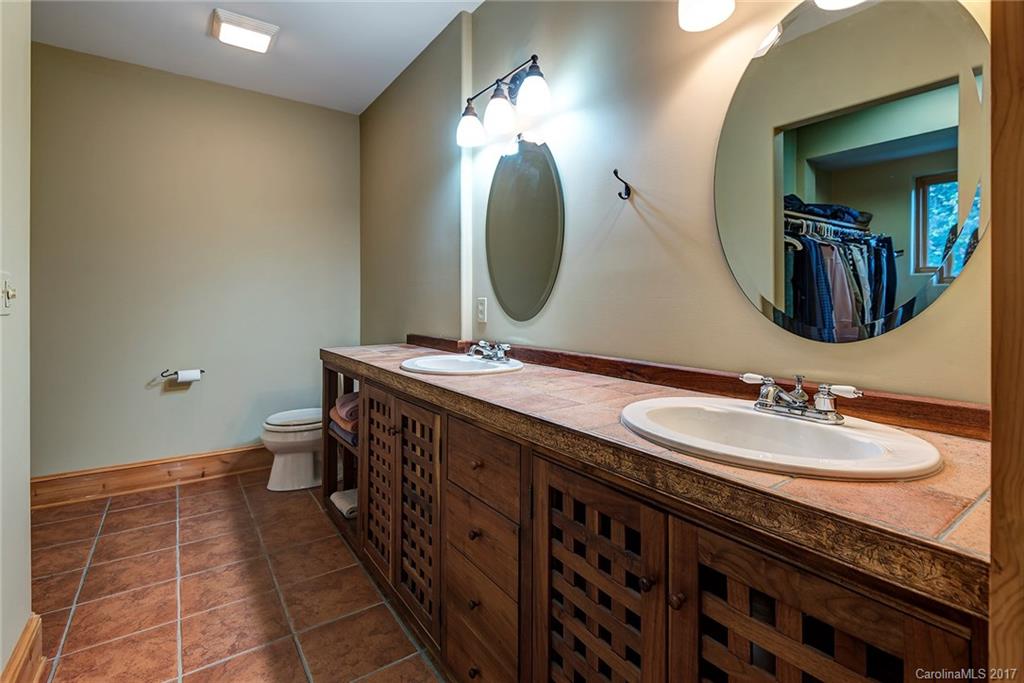 121 Spooks Branch Road Asheville, NC 28804 - Photo 17 of 24 Gallery Image 17