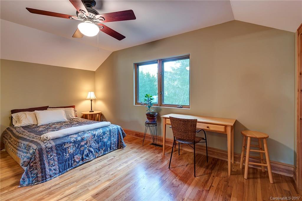 121 Spooks Branch Road Asheville, NC 28804 - Photo 18 of 24 Gallery Image 18