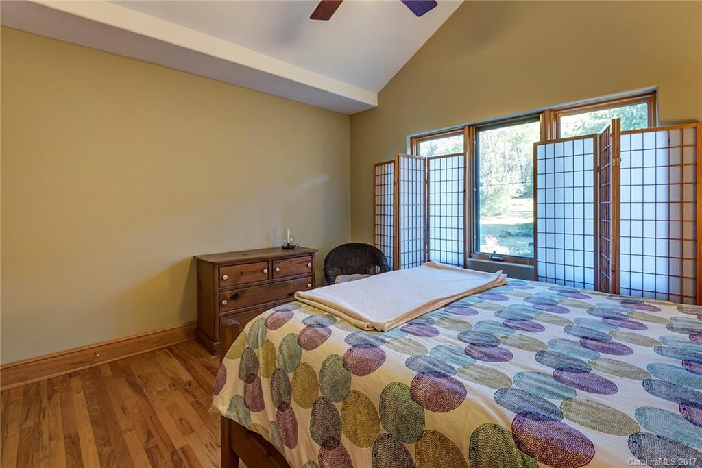 121 Spooks Branch Road Asheville, NC 28804 - Photo 21 of 24 Gallery Image 21
