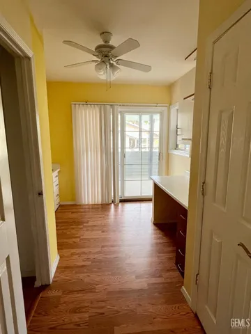 a view of entryway with wooden floor