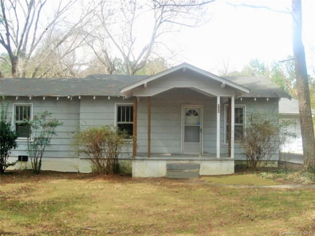 330 Barringer Road Salisbury, NC 28147 - Photo 1 of 10 a front view of a house with a yard