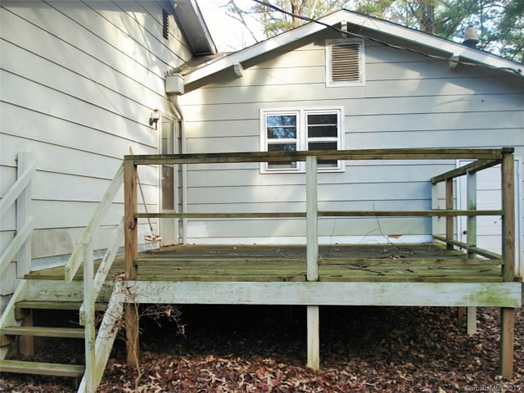 330 Barringer Road Salisbury, NC 28147 - Photo 7 of 10 a view of a house with a balcony