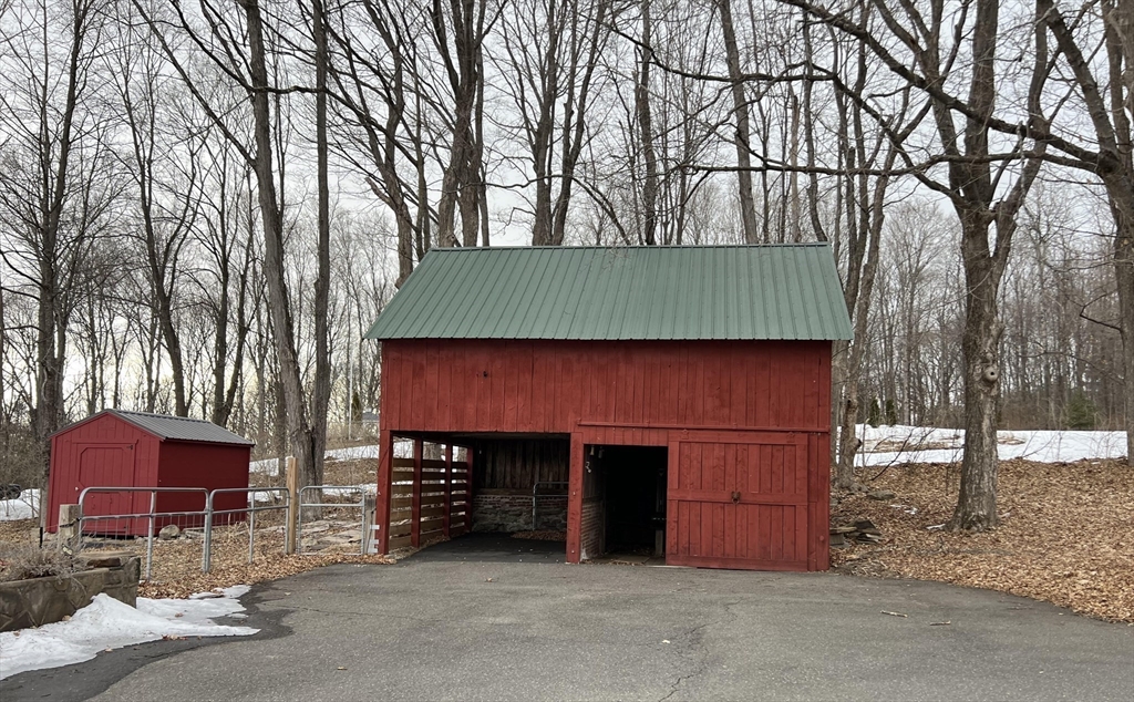 54 Ferry Hill Road Granby, MA 01033 - Photo 9 of 42 Gallery Image 9