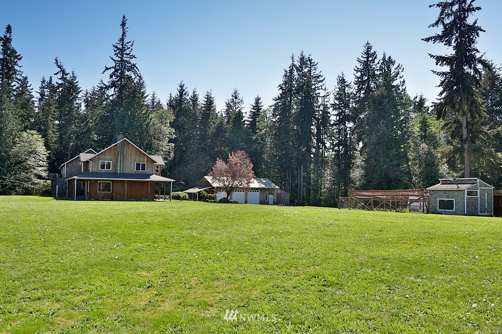 6595 Heggenes Road Clinton, WA 98236 - Photo 4 of 25 Gallery Image 4