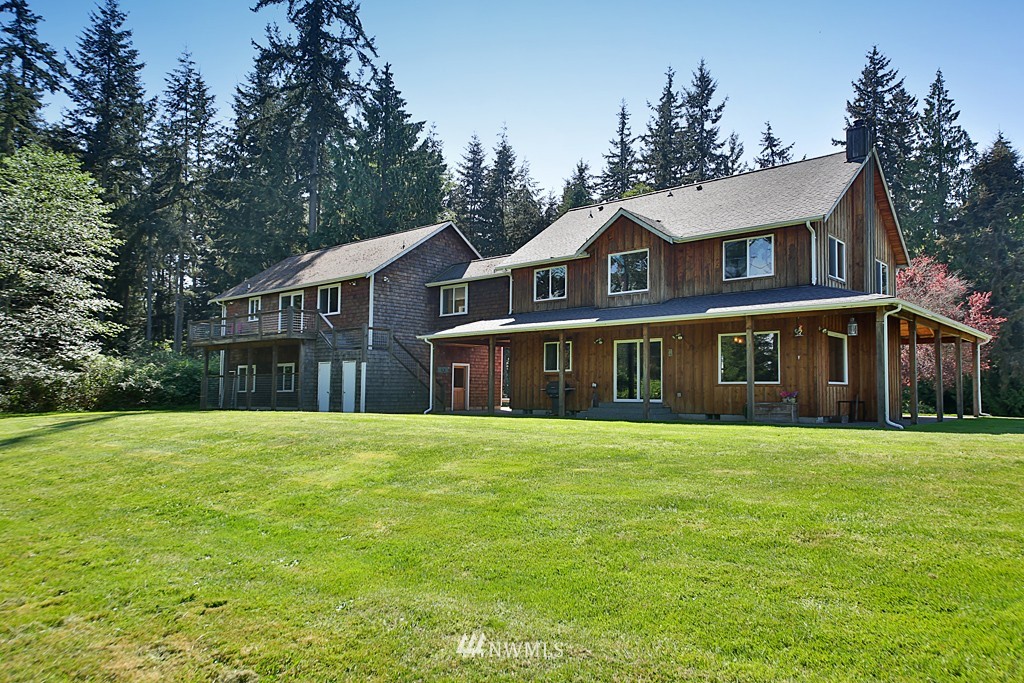 6595 Heggenes Road Clinton, WA 98236 - Photo 6 of 25 Gallery Image 6