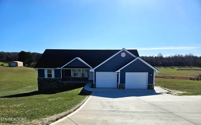 $479,900 | 260 Thompson Road, Madisonville, TN 37354