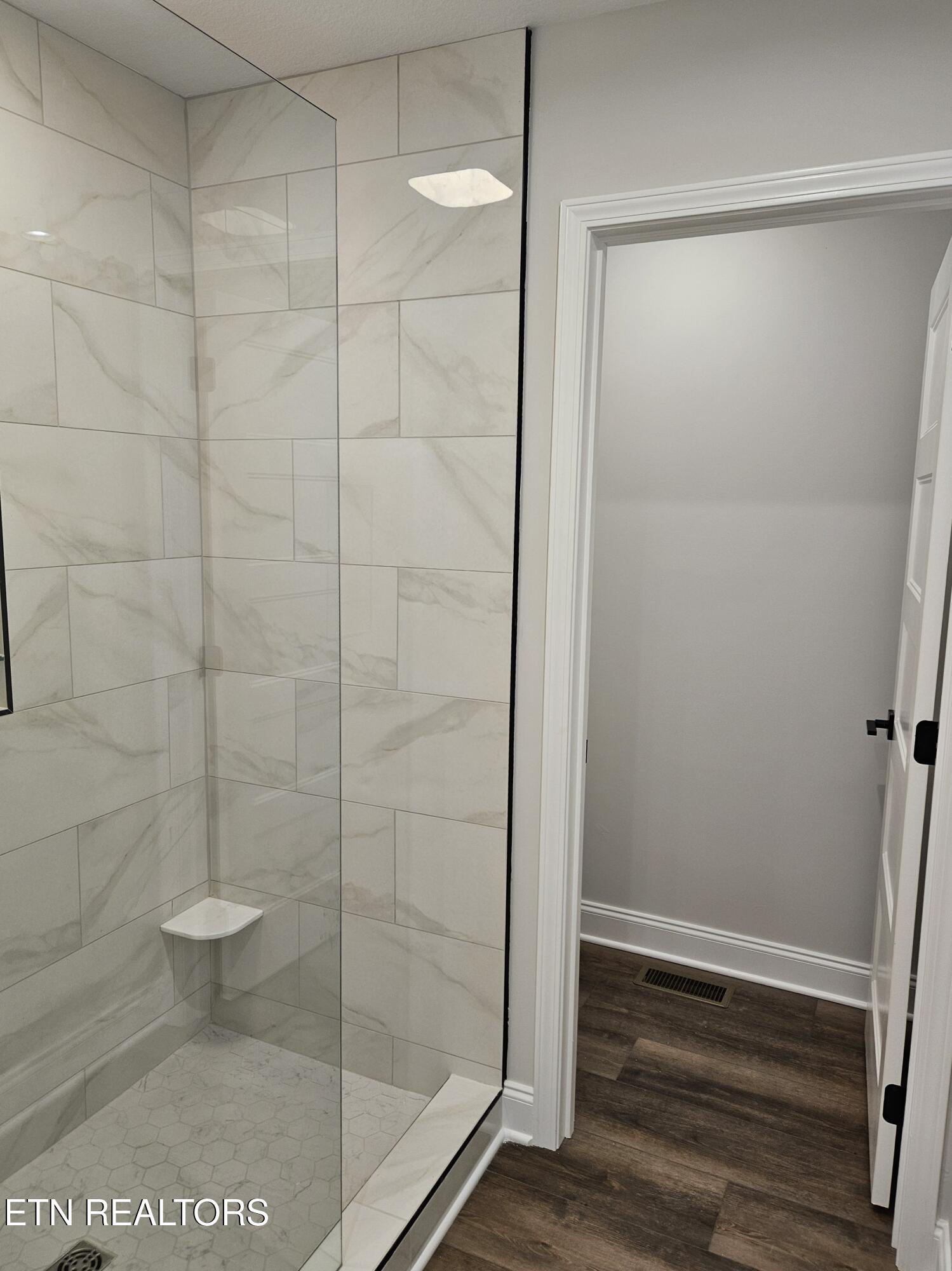 260 Thompson Road Madisonville, TN 37354 - Photo 14 of 34 20260120_103930