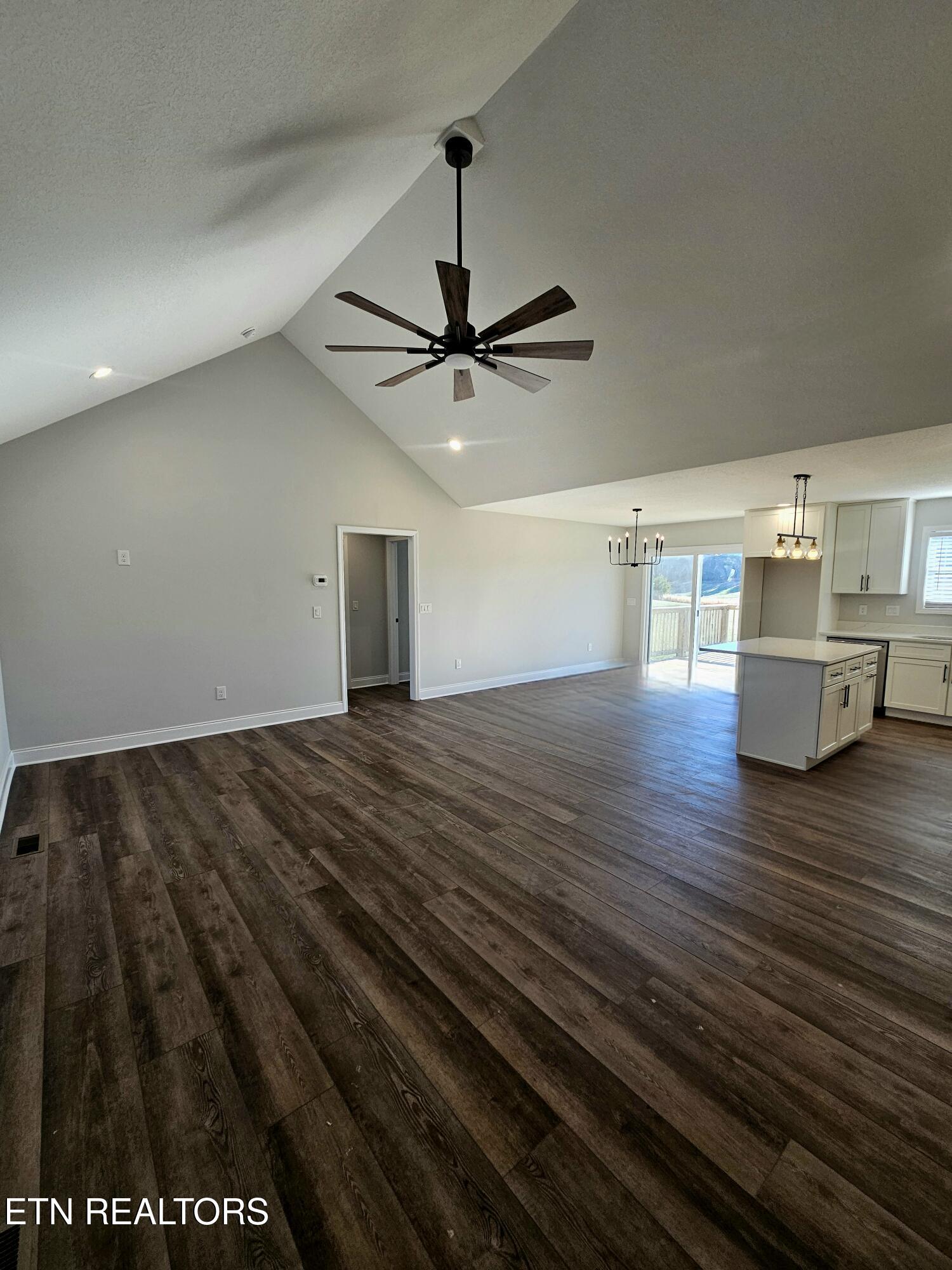 260 Thompson Road Madisonville, TN 37354 - Photo 2 of 34 20260120_103005