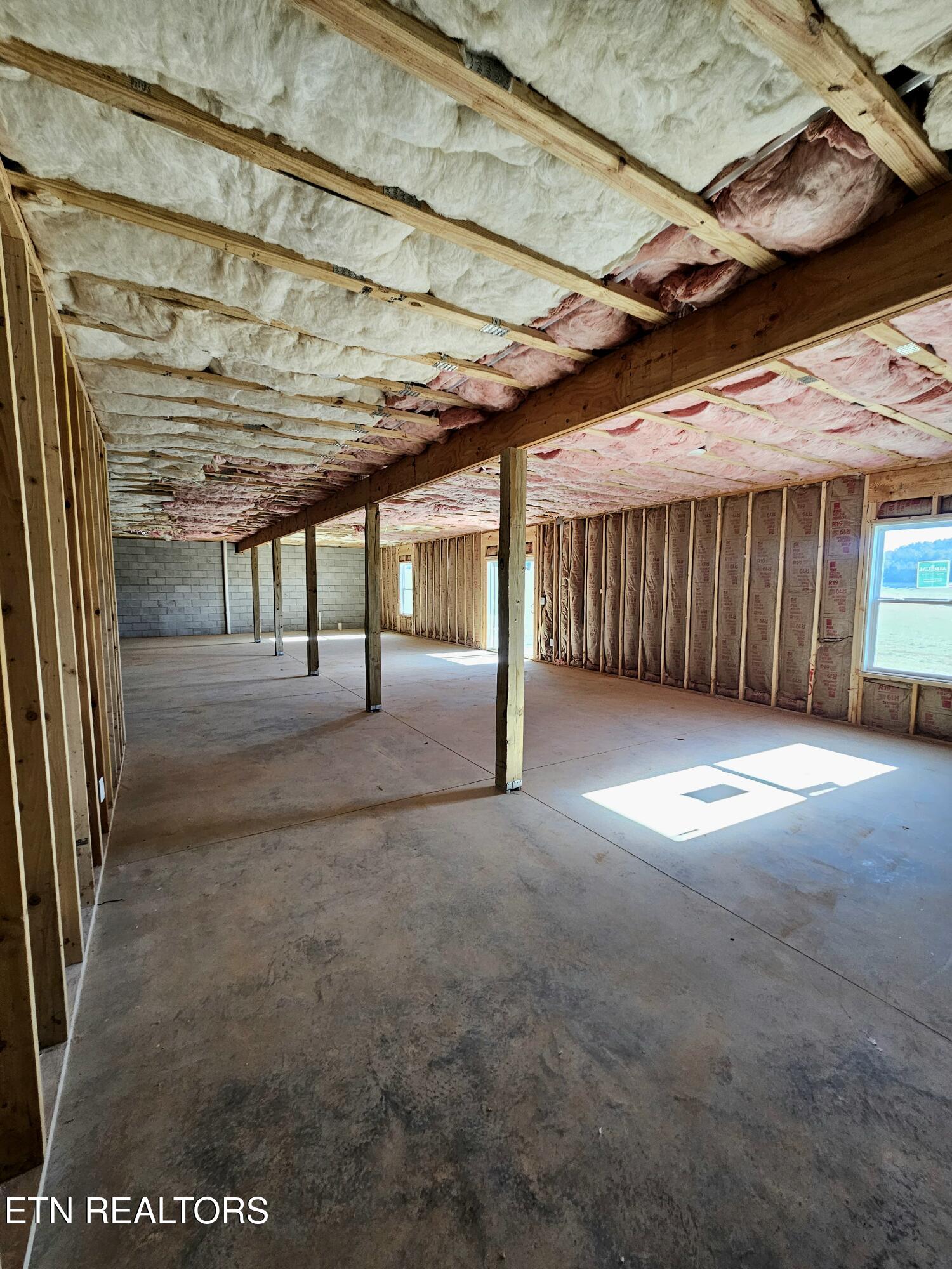 260 Thompson Road Madisonville, TN 37354 - Photo 30 of 34 20260120_105050