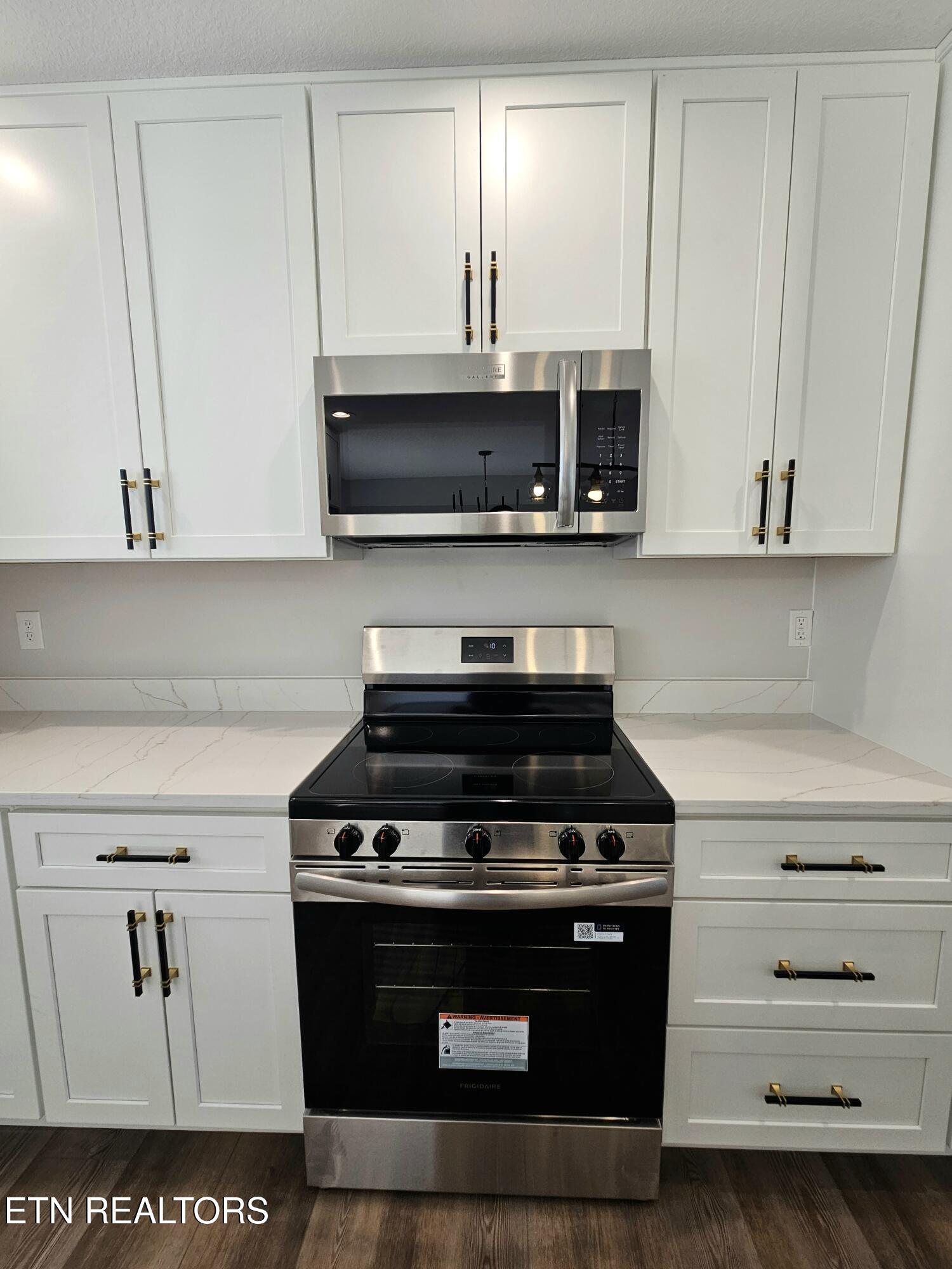 260 Thompson Road Madisonville, TN 37354 - Photo 8 of 34 20260120_104646