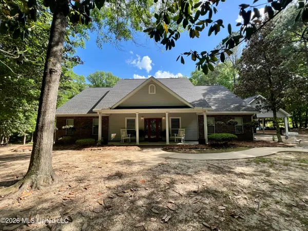 $329,500 | 2076 County Line Road, Summit, MS 39666
