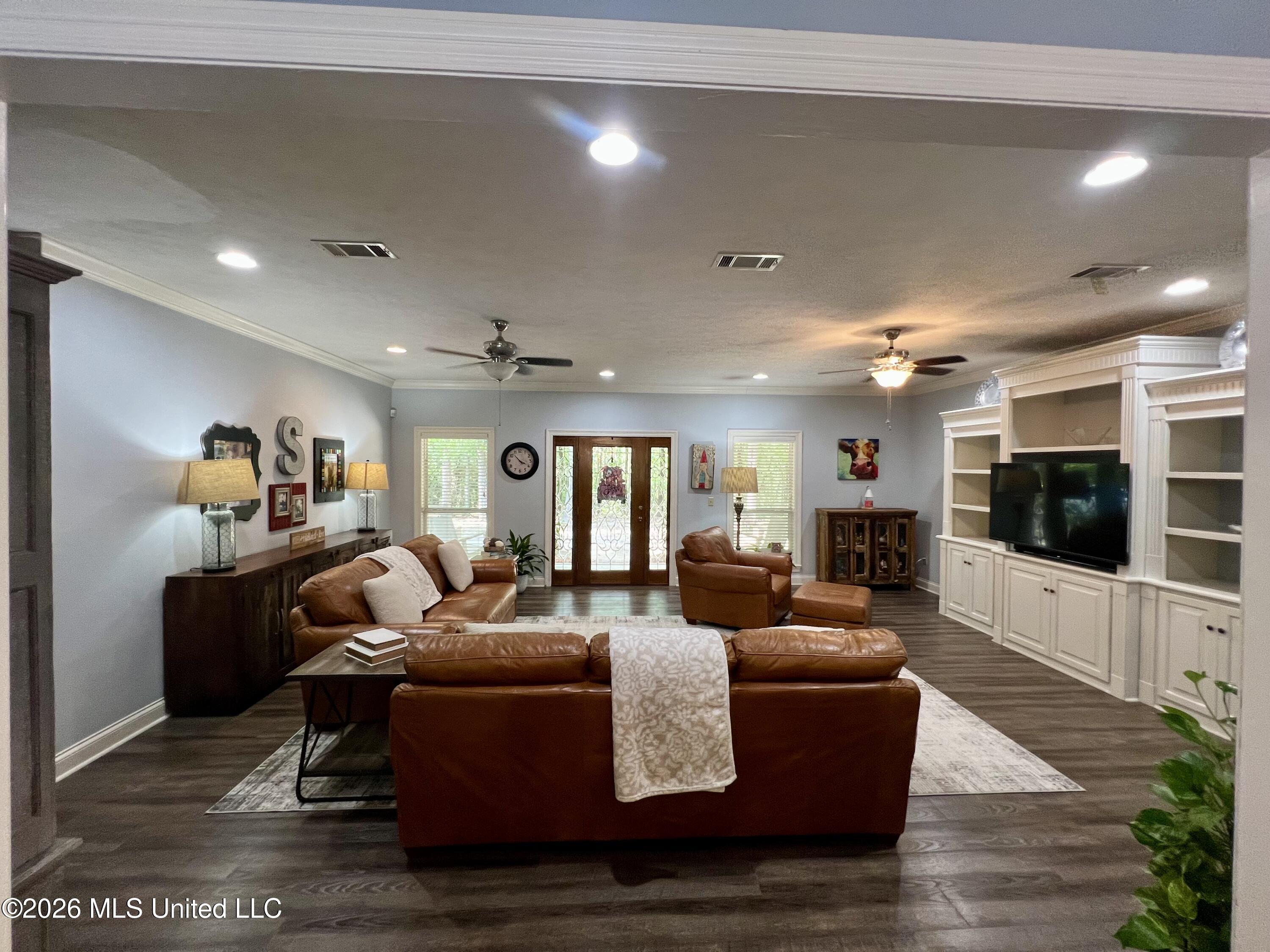 2076 County Line Road Summit, MS 39666 - Photo 3 of 19 IMG_4255