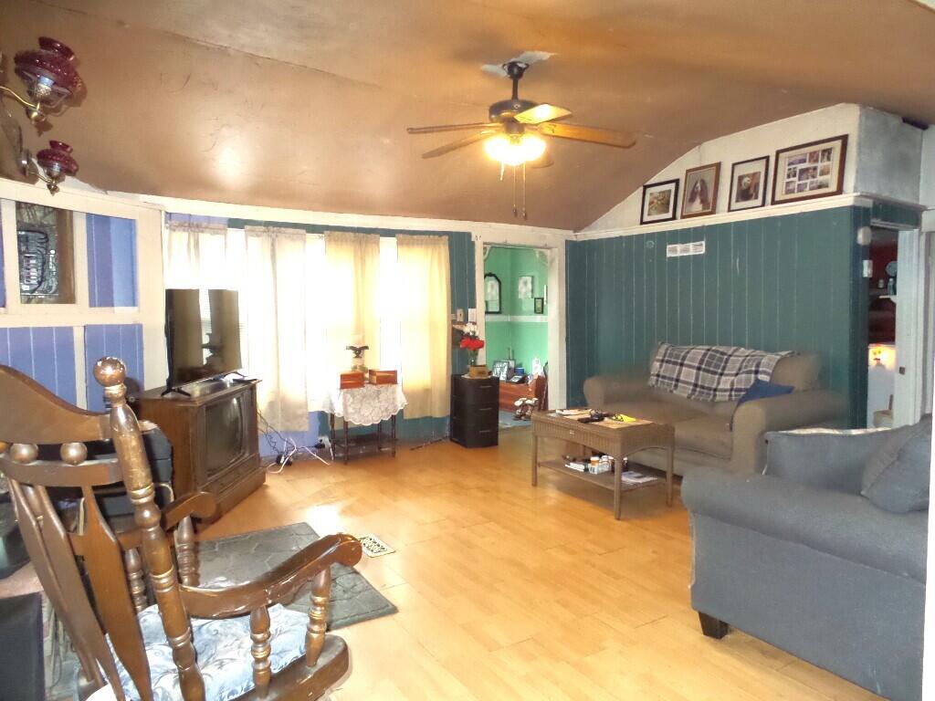 203 Bigelow Hill Road Norridgewock, ME 04957 - Photo 11 of 24 Living room