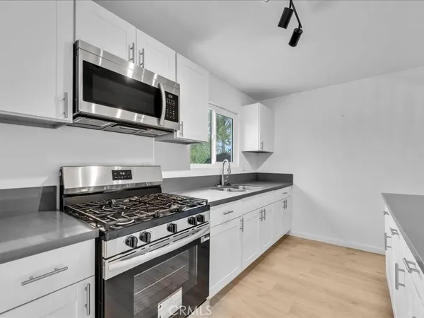 $3,000 | 1022 Ruby Drive, Perris, CA 92571