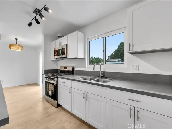 $3,000 | 1022 Ruby Drive, Perris, CA 92571