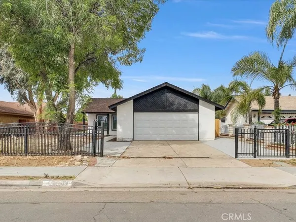 $3,000 | 1022 Ruby Drive, Perris, CA 92571