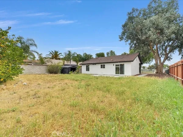 $3,000 | 1022 Ruby Drive, Perris, CA 92571