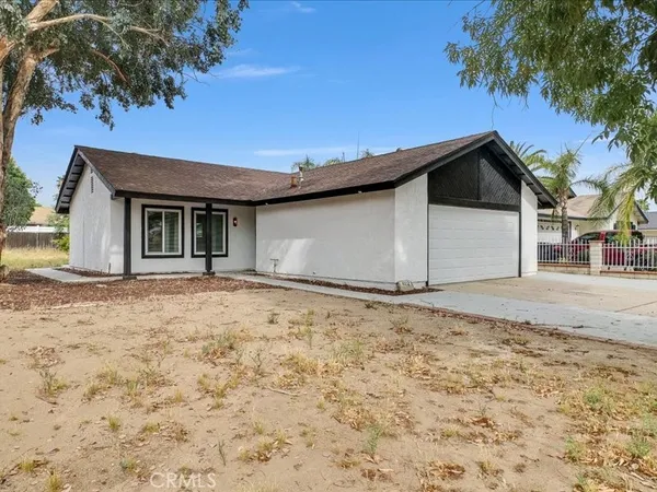 $3,000 | 1022 Ruby Drive, Perris, CA 92571