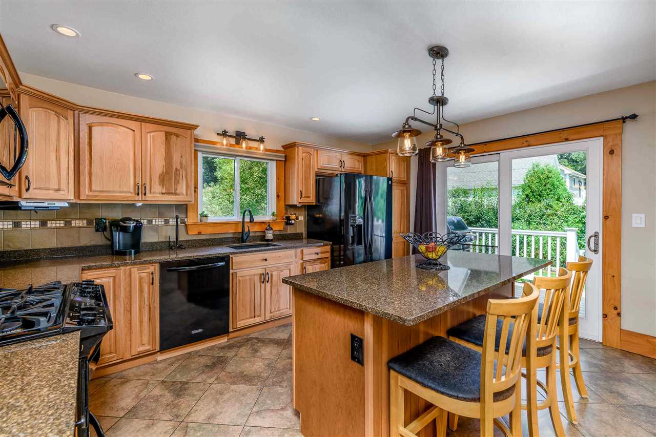 372 Ridge Road York, ME 03909 - Photo 15 of 35 Gallery Image 15