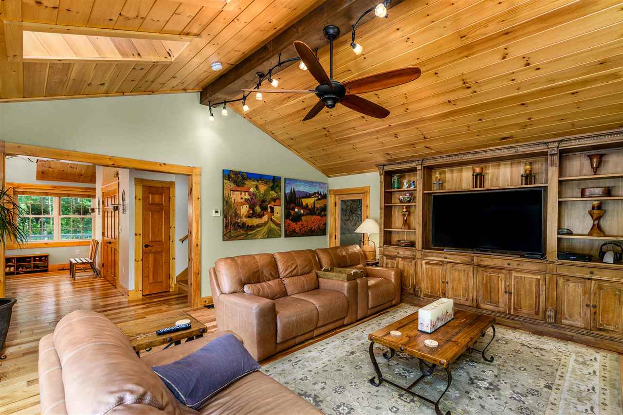 372 Ridge Road York, ME 03909 - Photo 9 of 35 Gallery Image 9