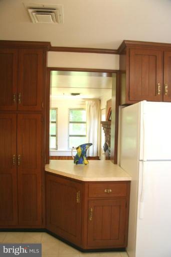 11904 Rocking Horse Road Rockville, MD 20852 - Photo 11 of 28 Kitchen #3
