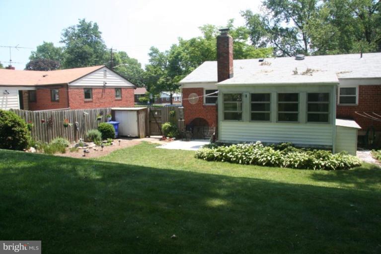 11904 Rocking Horse Road Rockville, MD 20852 - Photo 28 of 28 Exterior (Rear)