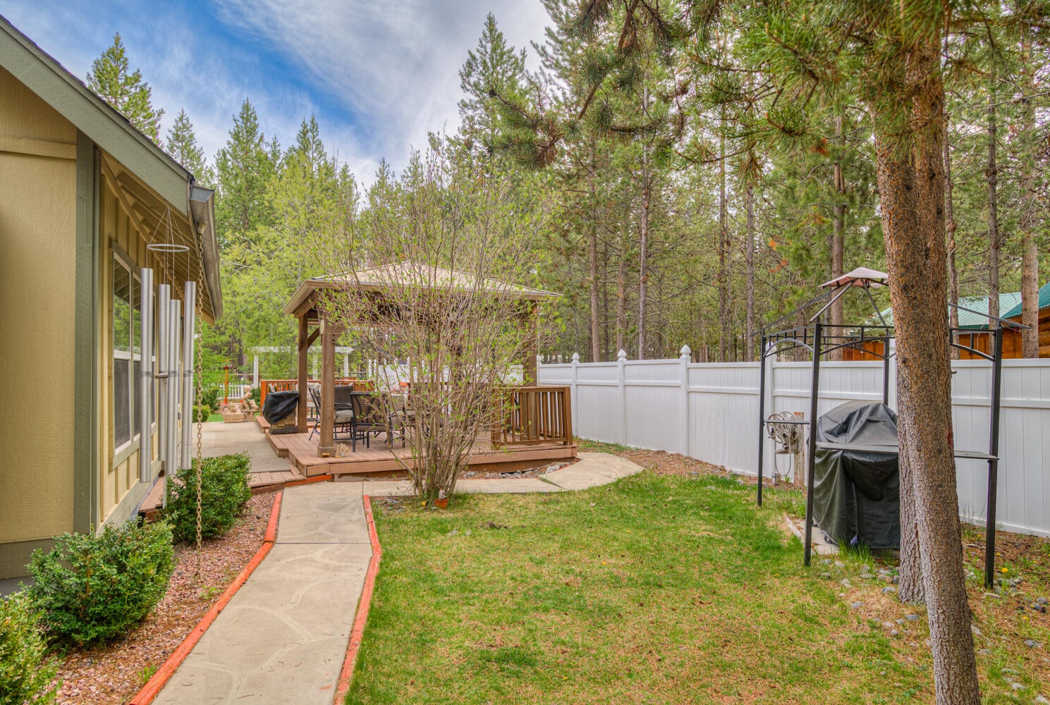 55819 Osprey Road Bend, OR 97707 - Photo 33 of 33 55819 Osprey Rd., Sunriver, OR - 16
