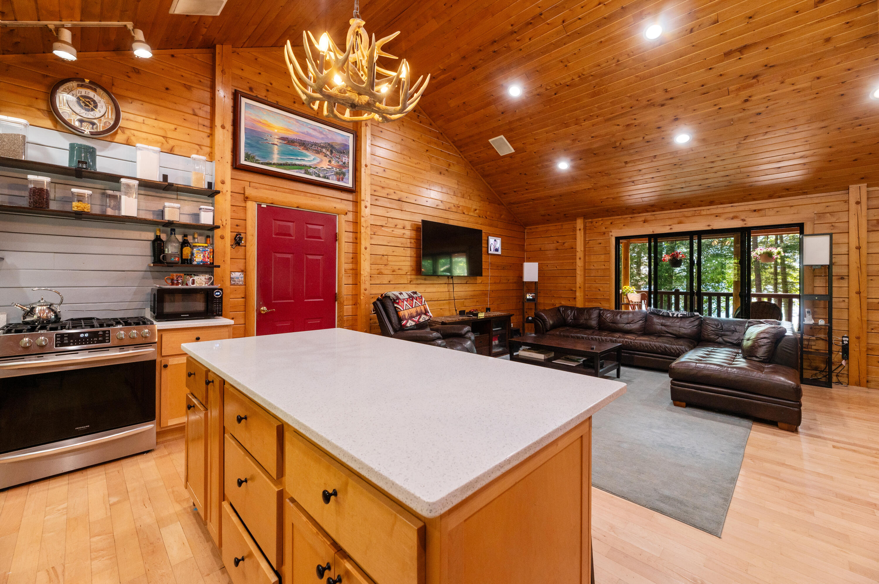 5 Canoe Court Millinocket, ME 04462 - Photo 11 of 55 DSC_2655