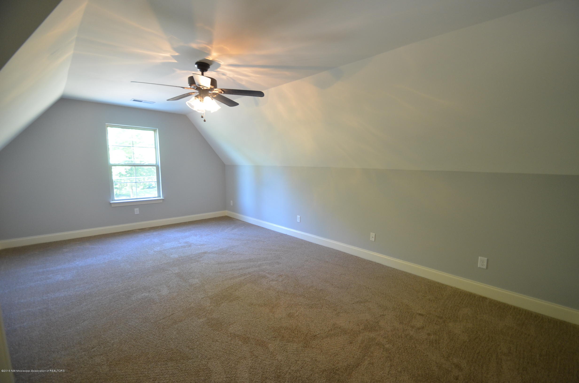 1702 Gwynn Road Nesbit, MS 38651 - Photo 21 of 24 Game room.1