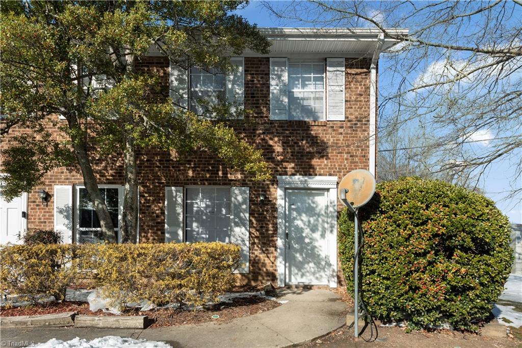 1311 West Meadowview Road, Unit H Greensboro, NC 27403 - Photo 16 of 16