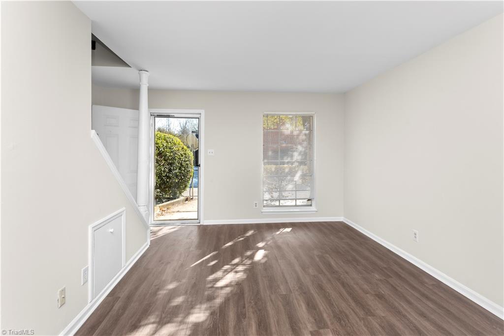 1311 West Meadowview Road, Unit H Greensboro, NC 27403 - Photo 4 of 16