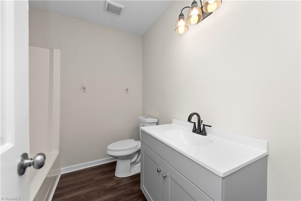 1311 West Meadowview Road, Unit H Greensboro, NC 27403 - Photo 10 of 16