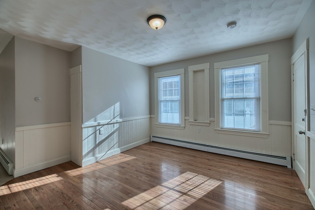 18-20 Strathmore Road Methuen, MA 01844 - Photo 8 of 24 Gallery Image 8