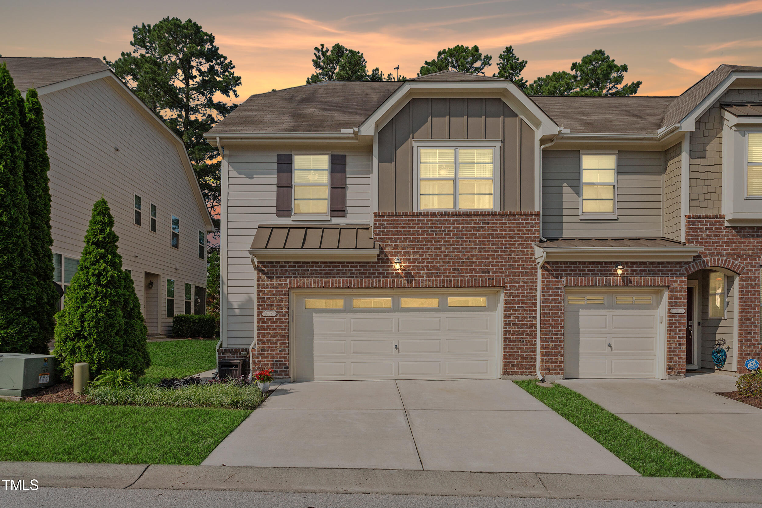 01-10037 Lynnberry Pl [2264524]_01